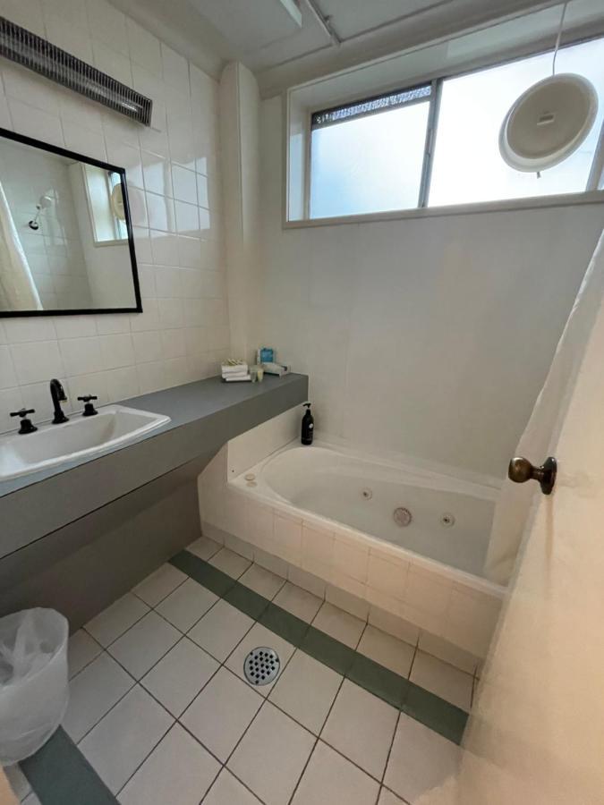 Parklane Motel Лонсестон Экстерьер фото